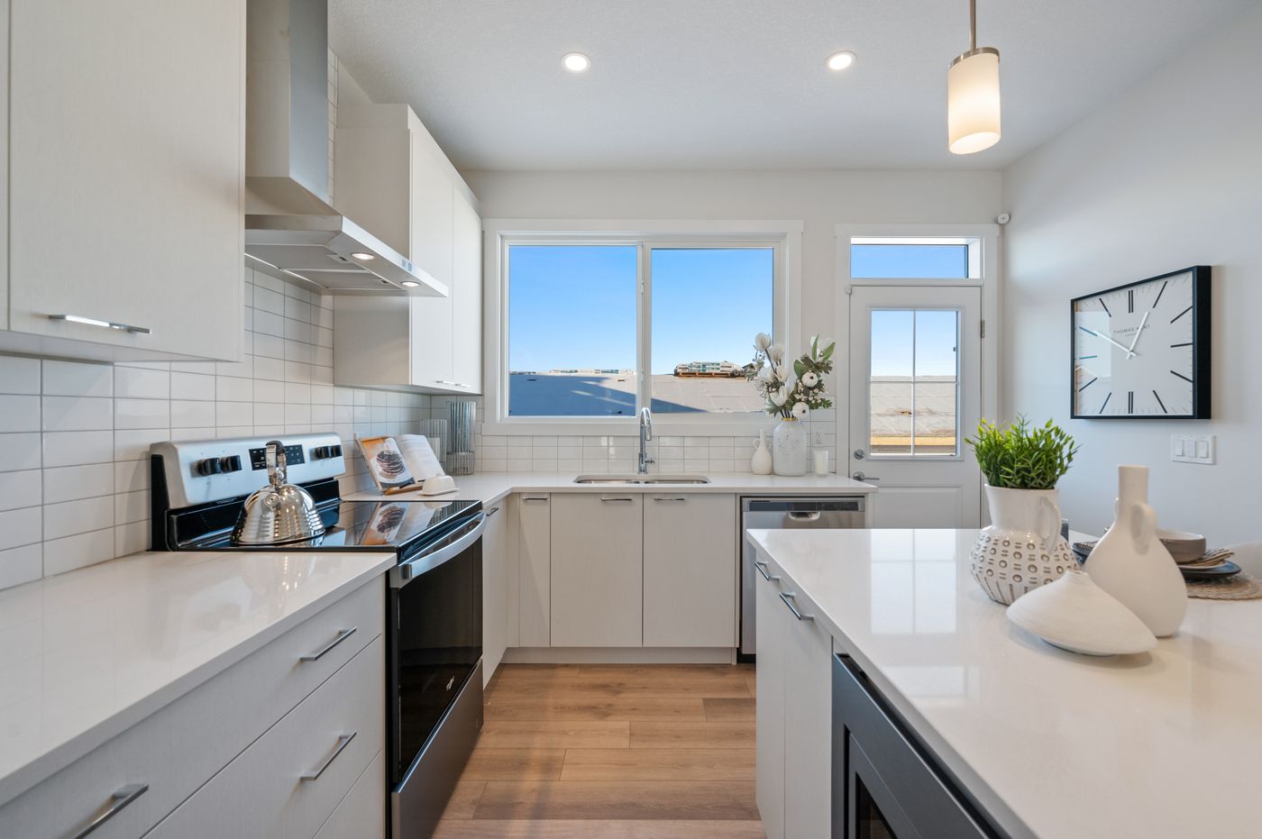 Upper suite kitchen